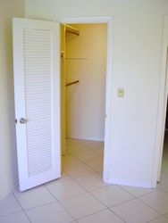 Walking Closet